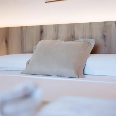 Resort Arameras Ksamil